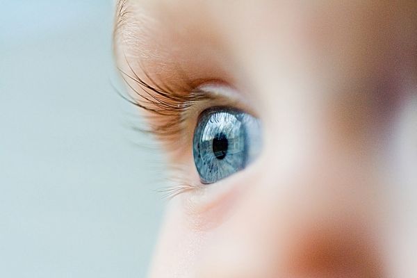 Μωρό: Γίνεται να αλλάξουν χρώμα τα μάτια του; | imommy.gr