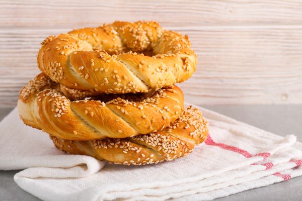 Σπιτικό κουλούρι με τυρί | imommy.gr