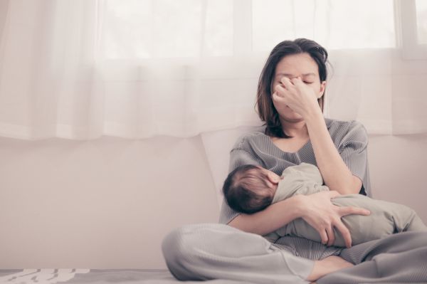 Nέα μαμά: Η αϋπνία σας εξαντλεί; Αντιμετωπίστε την άμεσα | imommy.gr
