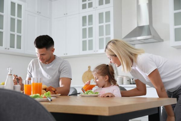 Οικογενειακή διατροφή: Ποιες βιταμίνες και μέταλλα χρειάζεστε για γερό ανοσοποιητικό | imommy.gr