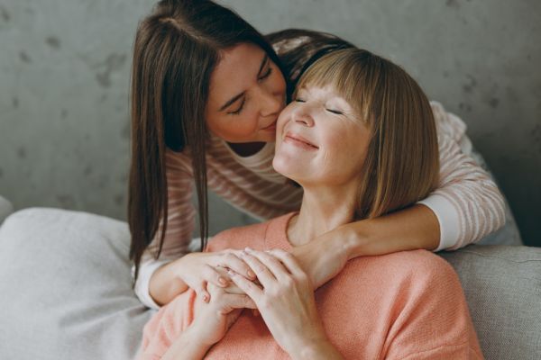 Ενήλικα παιδιά: Ας συγχωρήσουμε τους γονείς μας για αυτά | imommy.gr