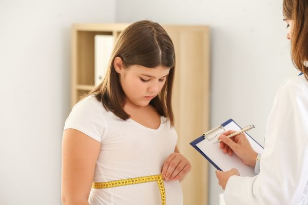Παιδική παχυσαρκία: Τετραπλασιάστηκαν οι αριθμοί σε παιδιά και εφήβους | imommy.gr