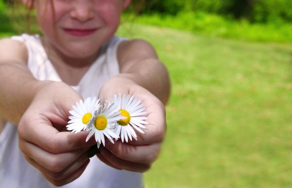 Τα παιδιά είναι σαν τα… αγριολούλουδα! | imommy.gr