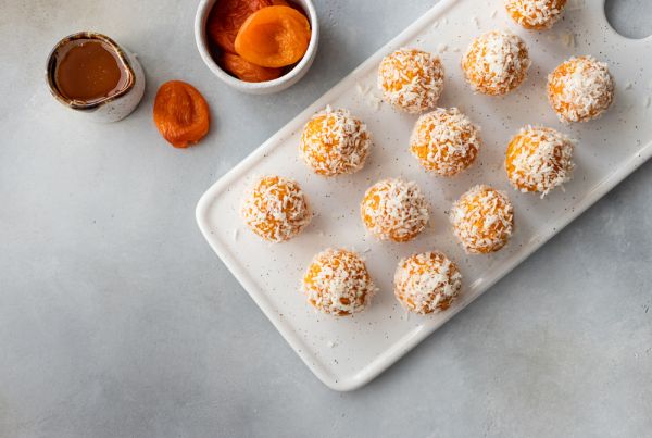 Λαχταριστές ενεργειακές μπάλες βερίκοκο | imommy.gr