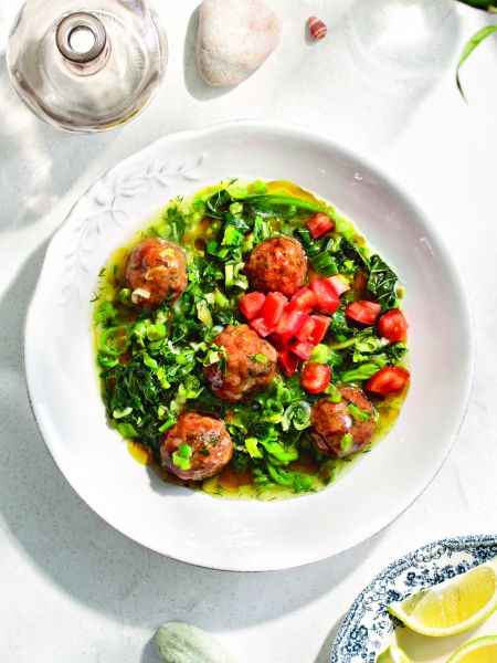 Προβάτσες με κεφτεδάκια φρικασέ | imommy.gr