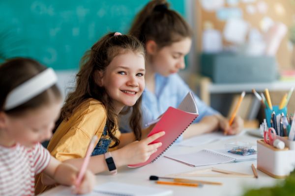 Τα έξυπνα παιδιά δεν γεννιούνται… Γίνονται! | imommy.gr Τα έξυπνα παιδιά δεν γεννιούνται… Γίνονται! | imommy.gr