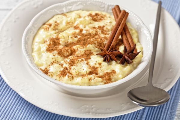 Κρεμώδες ρυζόγαλο με κανέλα και αστεροειδή γλυκάνισο | imommy.gr