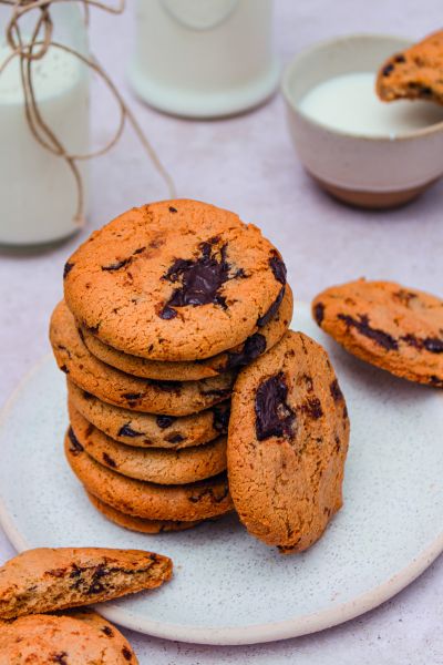 Τραγανά μπισκότα με ταχίνι και σοκολάτα | imommy.gr
