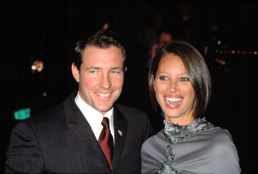 Christy cut: Το iconic κούρεμα που κάνει δυναμικό comeback