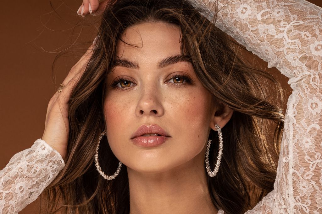 Μονοχρωματικό μακιγιάζ: Τα looks που μας ξετρέλαναν