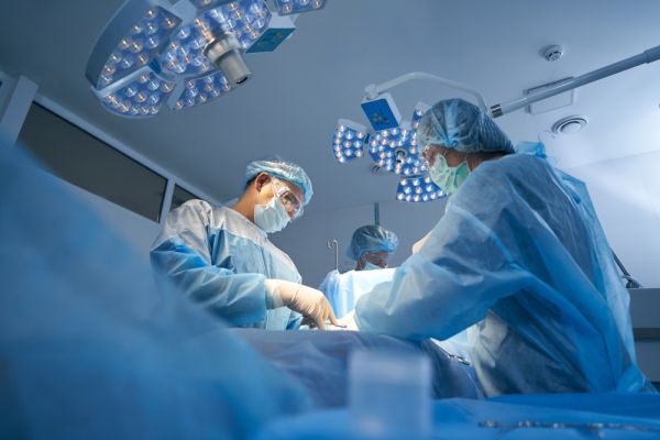Θεσσαλονίκη: Μεταμόσχευση κερατοειδούς από δότη μόλις οκτώ μηνών πραγματοποιήθηκε με επιτυχία | imommy.gr