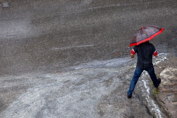 Καιρός: Συννεφιά, βροχές και αφρικανική σκόνη στο προσκήνιο | imommy.gr