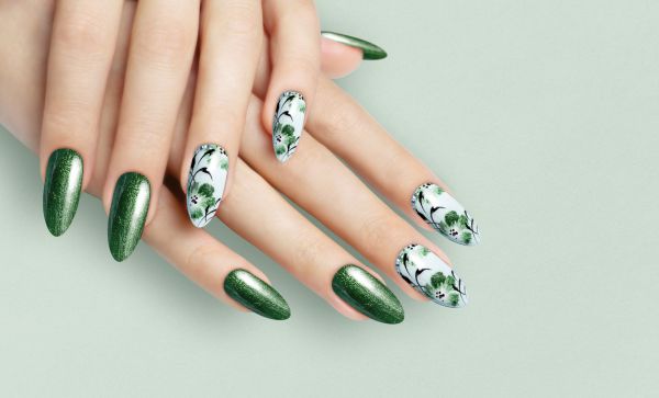 Οι celebrities λένε «ναι» στα αμυγδαλωτά νύχια | imommy.gr