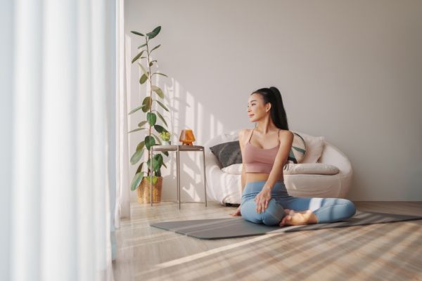 Διατάσεις για καλύτερο ύπνο και αδυνάτισμα – 5 λεπτά αρκούν | imommy.gr