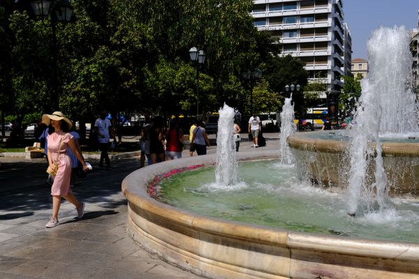 Καιρός: Επιμένει ο καύσωνας – Πού θα φτάσει τους 44 βαθμούς | imommy.gr