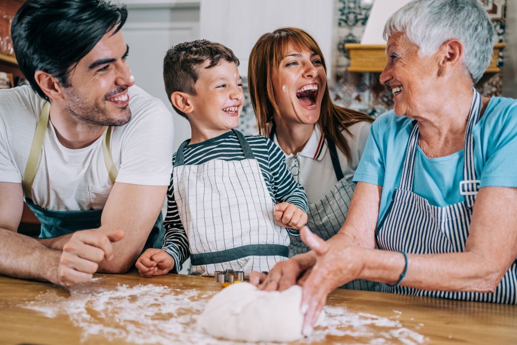 Οικογενειακές παραδόσεις: Πώς θα έρθουμε πιο κοντά;