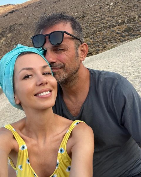 Έφυγε από τη ζωή η σύντροφος του Ντέμη Νικολαΐδη, Αλεξάνδρα Νικολαΐδου | imommy.gr