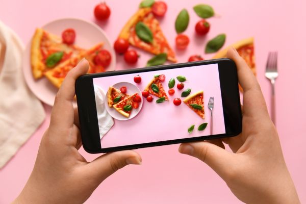 Έφηβοι: Πόσο ακόμη junk food θα δούνε στα social; | imommy.gr