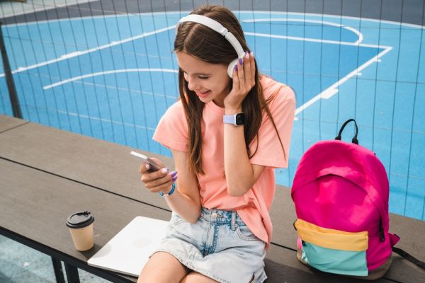 Γιατί τα παιδιά επικοινωνούν με memes; | imommy.gr