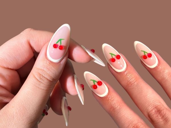 Cherry nails: Η τάση στα νύχια που είναι trending | imommy.gr