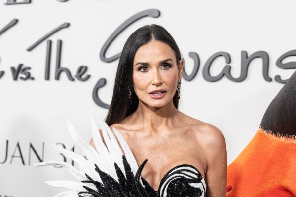 Ντέμι Μουρ: Συμπαραστέκεται στον Μπρους Γουίλις | imommy.gr