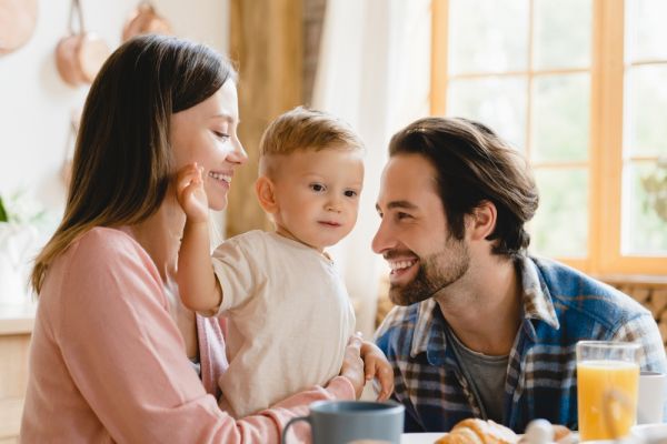 Ανυπόμονο παιδί: Τι κάνουμε όταν μας διακόπτει; | imommy.gr