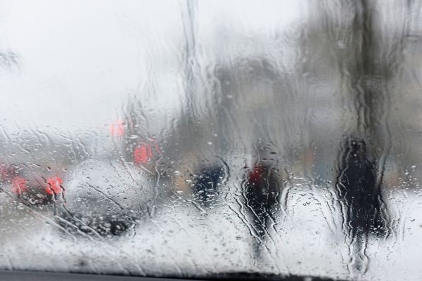 Ο καιρός σήμερα: Πού θα σημειωθούν τα μεγαλύτερα ύψη βροχοπτώσεων – Πότε θα βρέξει στην Αττική | imommy.gr