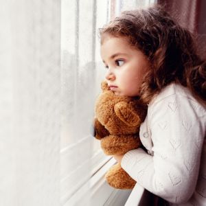 Ντροπαλά παιδιά: Τα ενθαρρύνουμε να ανοίξουν τα φτερά τους