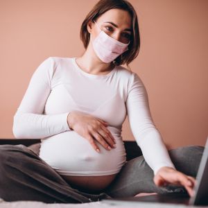 Covid στην εγκυμοσύνη: Ίσως αυξάνει τον κίνδυνο αυτισμού, προειδοποιούν οι ειδικοί