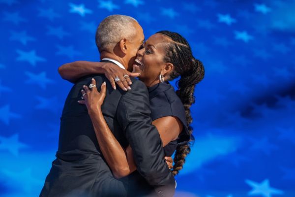 Μισέλ Ομπάμα: «Ο Μπάρακ δεν ήξερε ποτέ, μέχρι να βγω έξω, έτοιμη, τι φορούσα» | imommy.gr
