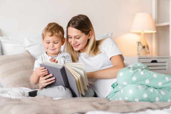 Παραμύθια: Συγχρονίζουν το μυαλό μαμάς-παιδιού;