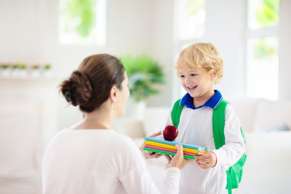 Τι να συζητήσουμε με το παιδί μετά το σχολείο