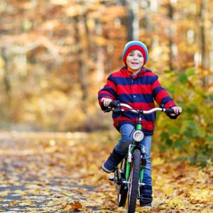 Παιδιά: 4 συνήθειες των 90s που θα «τρόμαζαν» τους γονείς σήμερα