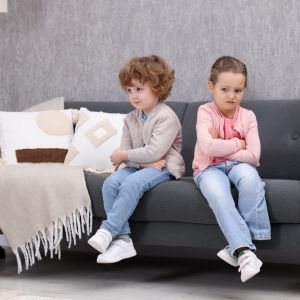 Τι κάνουμε όταν ένα άλλο παιδί συμπεριφέρεται άσχημα;