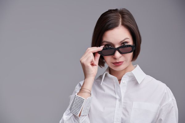 Graduated bob: Η τάση μαλλιών που κάνει ένα δυναμικό comeback | imommy.gr