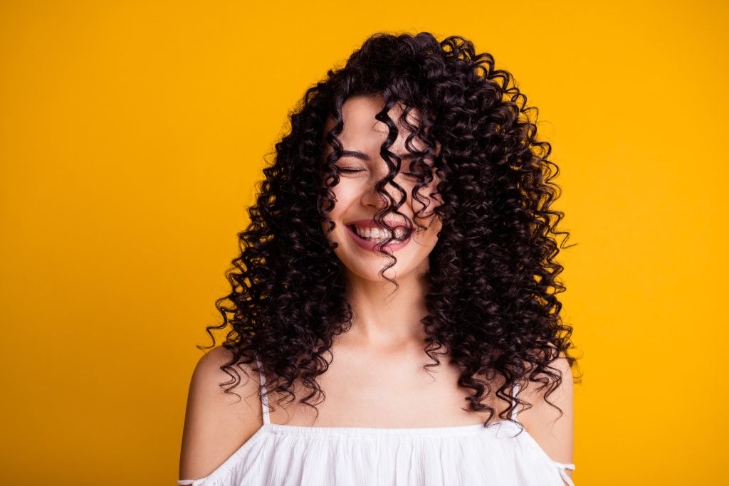 5 hair looks ιδανικά για πάρτι