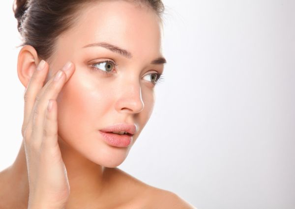 Ρυτίδες στα μάτια: Πώς θα μειώσετε την εμφάνισή τους | imommy.gr