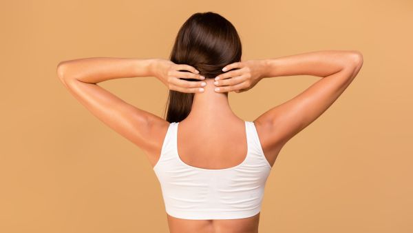 Έχετε συσσωρευμένη ένταση και στρες; Οι 3 κινήσεις μασάζ για να απαλλαγείτε | imommy.gr