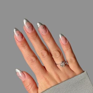 Τα nail trends και οι αποχρώσεις που πρέπει να κάνετε save