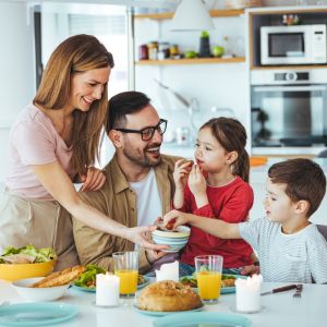 Γονείς & παιδί: Πρωινές συνήθειες για συναισθηματική ασφάλεια