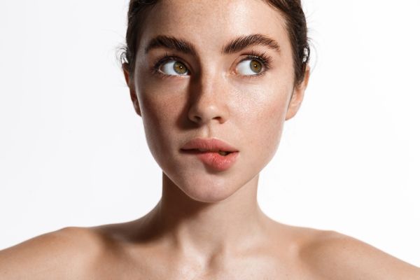 Η αισθητικός των σταρ αποκαλύπτει τα μυστικά της για τέλειο δέρμα | imommy.gr