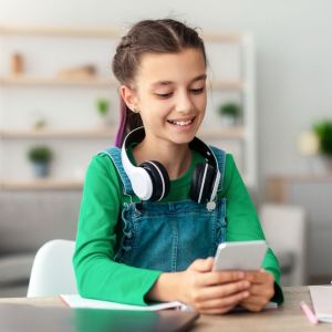 Social media: Περισσότερη χρήση, μειωμένες επιδόσεις;