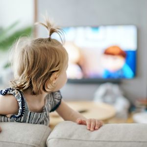 «Πείραμα» με παιδικό σόου των ‘90s- Το viral video που συγκίνησε τους γονείς