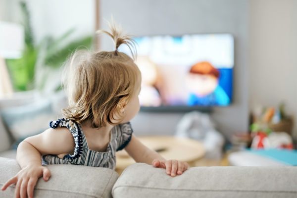 «Πείραμα» με παιδικό σόου των ‘90s- Το viral video που συγκίνησε τους γονείς | imommy.gr