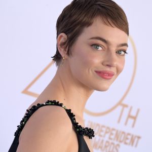 Tinkerbell haircut: Το κούρεμα που είναι ιδανικό για εσάς που αγαπάτε τα πολύ κοντά μαλλιά