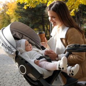 Πώς η απόκτηση πολλών παιδιών (ή καθόλου) συνδέεται με το ρυθμό γήρανσης