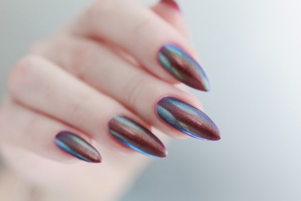Blue suede: Το color combo για το οποίο μιλάνε όλοι οι nail artists | imommy.gr