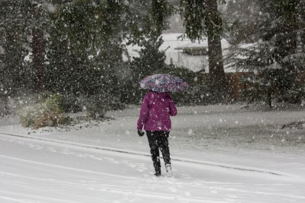 Κακοκαιρία: Βροχές και χιόνια – Οι προβλέψεις από τέσσερις μετεωρολόγους | imommy.gr