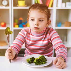 Παιδιά: Γιατί πολλά είναι επιλεκτικά στο φαΐ;