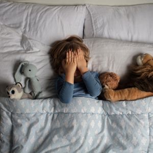 Night terrors: Γιατί το παιδί ξυπνάει κλαίγοντας;